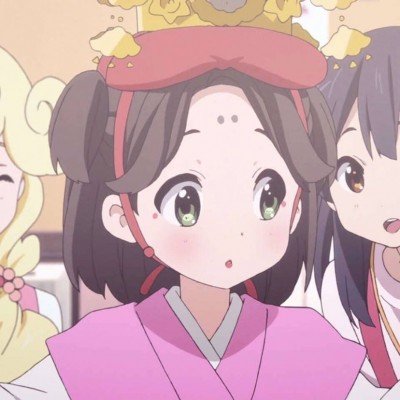 00后新婚夫妻用摇摇车接亲